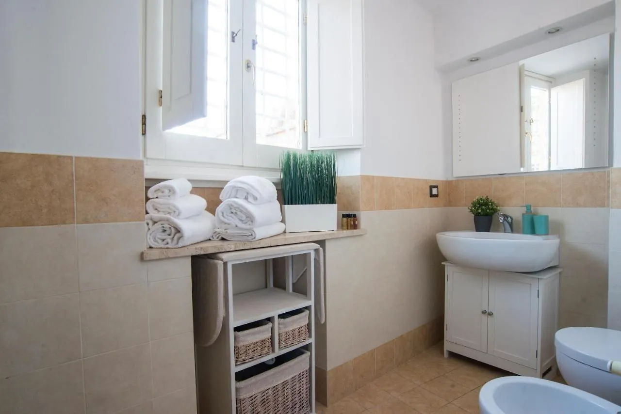 Navona New Charme Art Apartament Rome Apartment